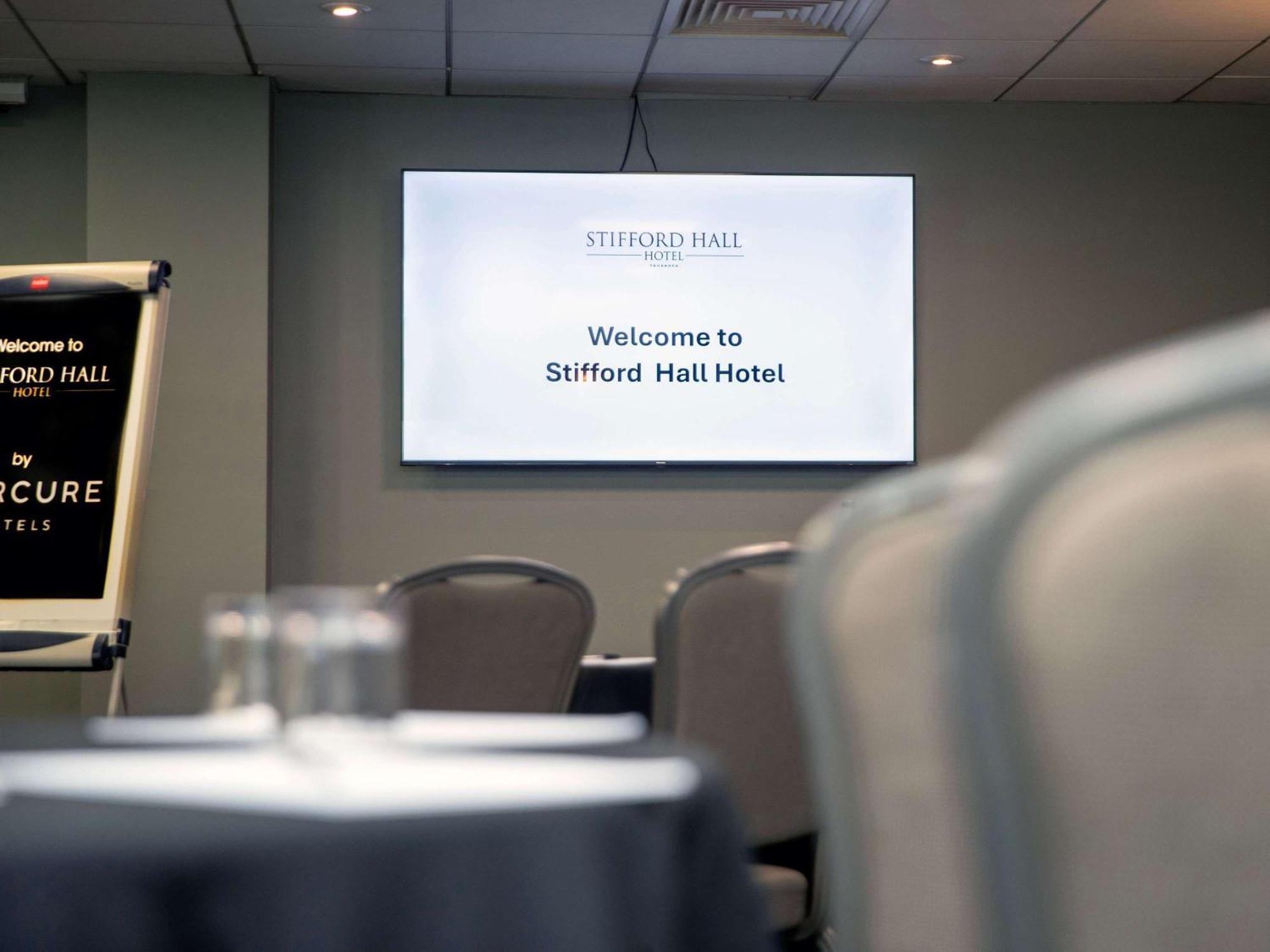 Mercure Thurrock Stifford Hall Hotel