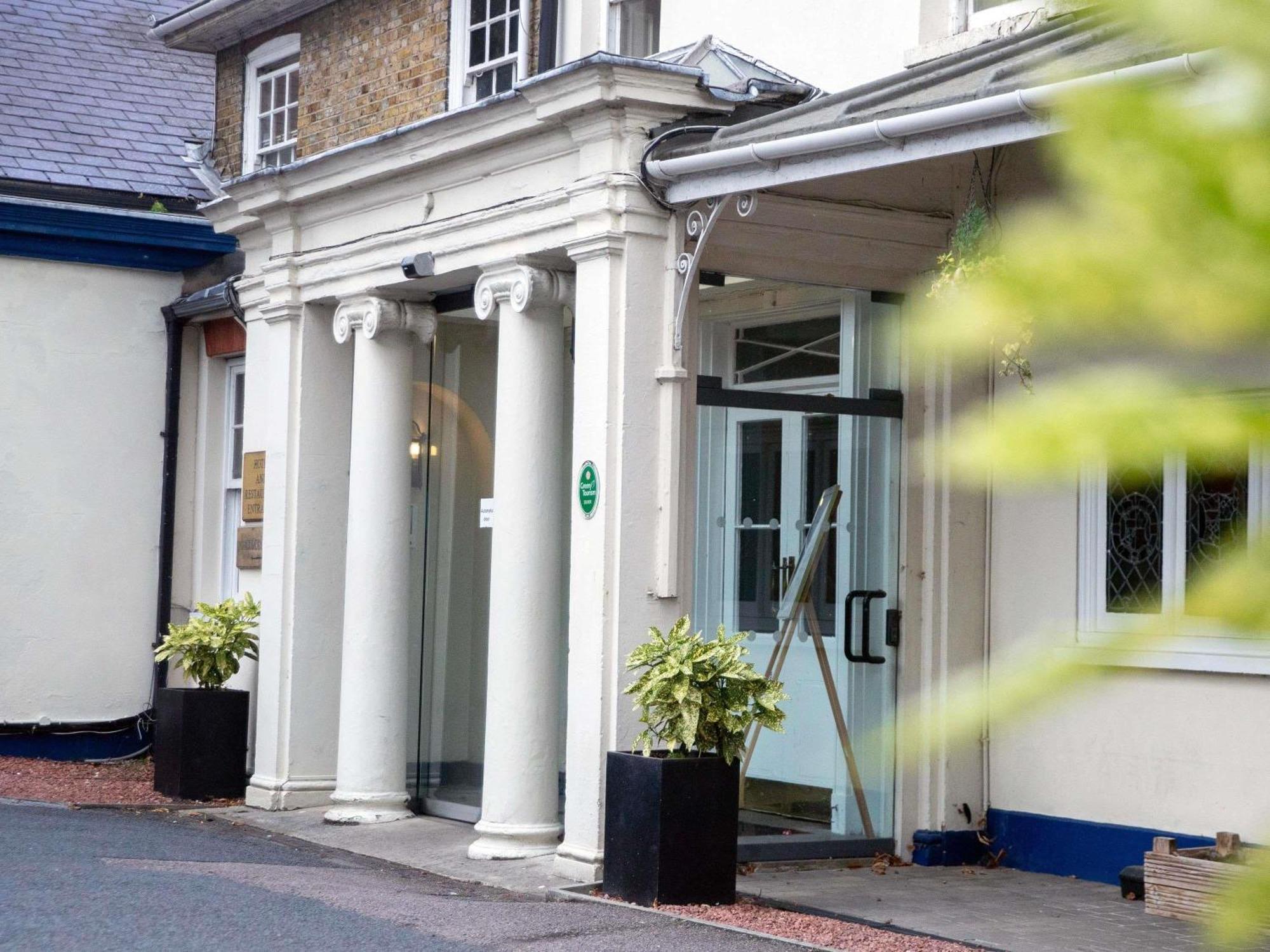 Mercure Thurrock Stifford Hall 3* Grays