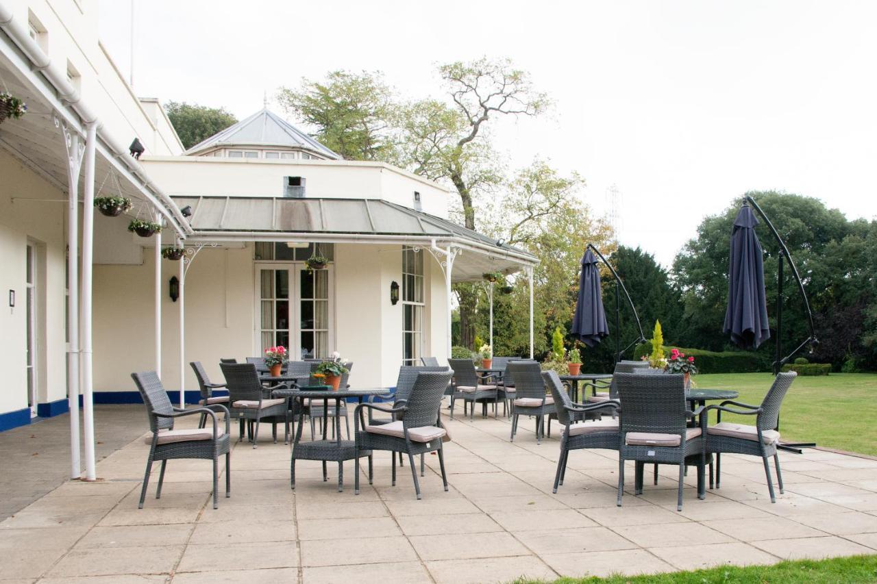 Mercure Thurrock Stifford Hall 3*