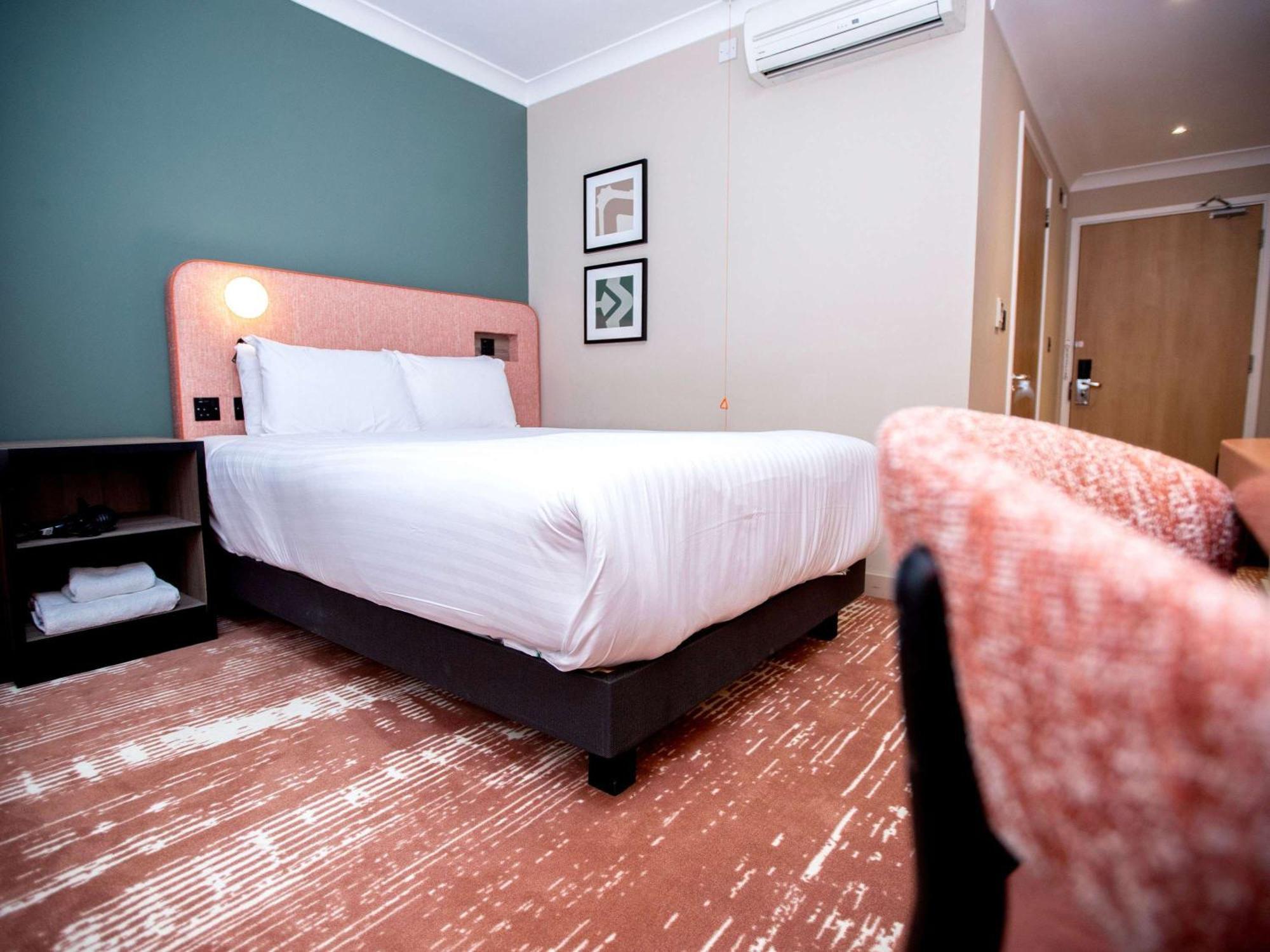 Hotel Mercure Thurrock Stifford Hall 3*